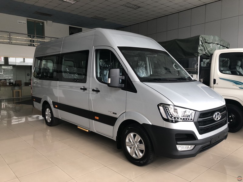 Hyundai Solati là dòng xe tầm trung tại Nguyễn Duy Travel